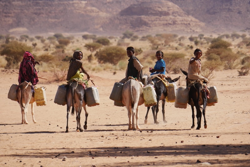Nomadic-Villagers-in-Sudan